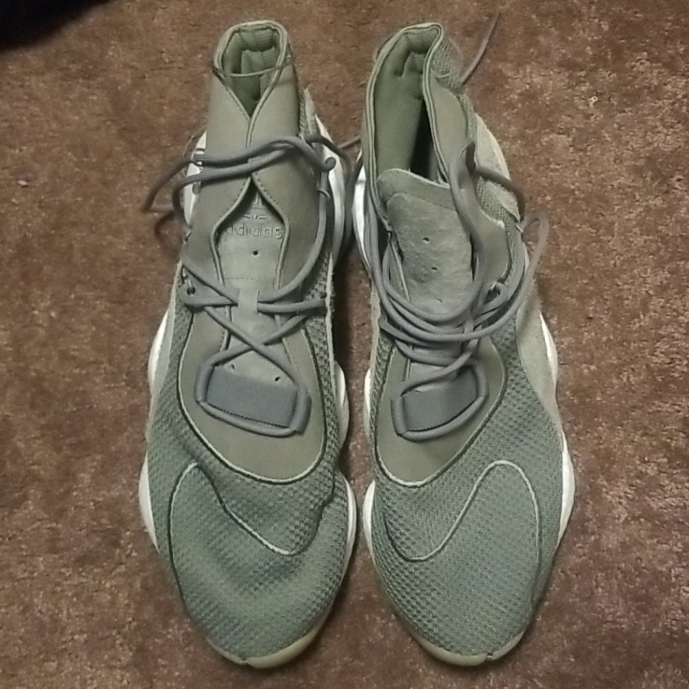 Adidas crazy 8's size 14